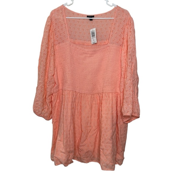 Torrid smocked babydoll top eyelet peach NWT 4X - Picture 2 of 6